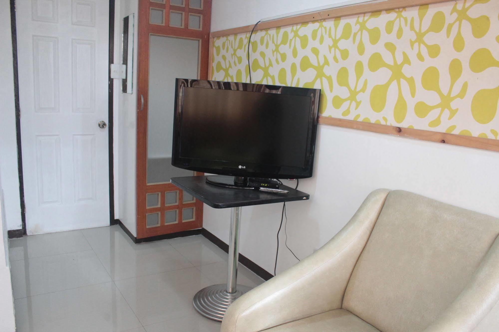 Yuj Inn - Quezon City Exterior photo