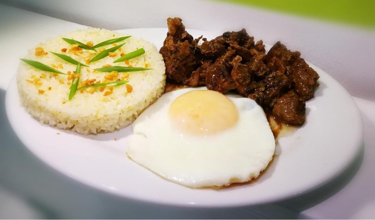 Yuj Inn - Quezon City Exterior photo